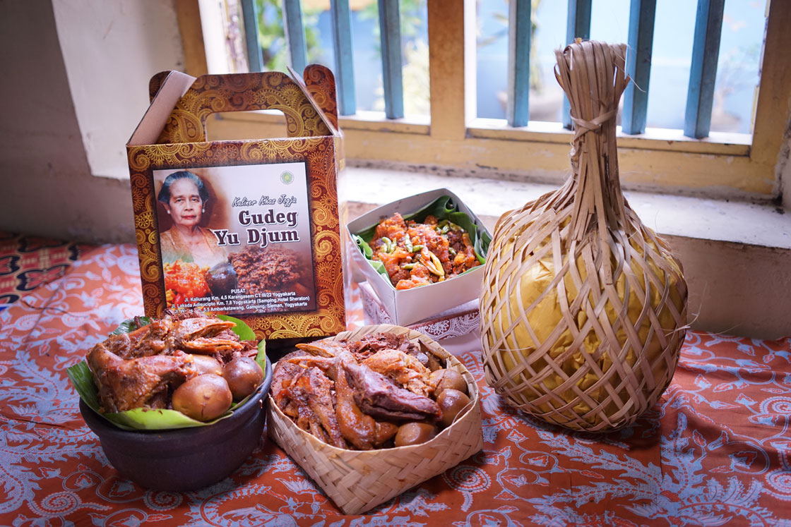 Gudeg Yu Djum: Warisan Manis dari Keraton Yogyakarta