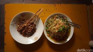 Lontong Balap Garuda
